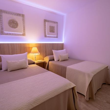 Petit Malaga Congress Otel Dış mekan fotoğraf